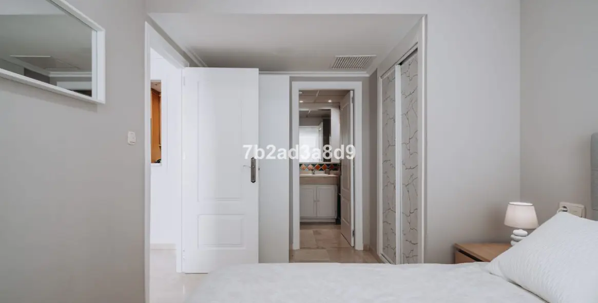 Long-term rent of middle floor apartment in Marbella 20