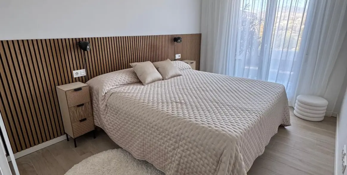 Alquiler a largo plazo de ático en Nueva Andalucía 13