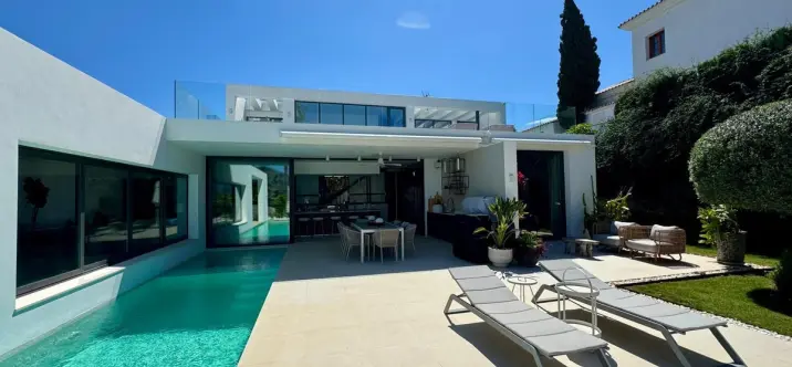 Долгосрочная аренда  отдельно стоящей виллы в Benahavís 1