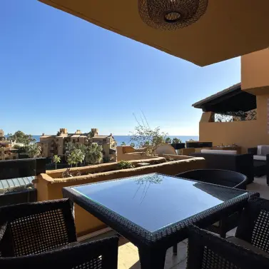 Long-term rent of middle floor apartment in Estepona
