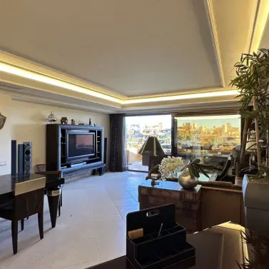 Long-term rent of middle floor apartment in Estepona