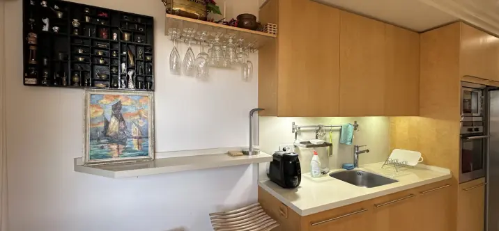 Long-term rent of middle floor apartment in Estepona 4