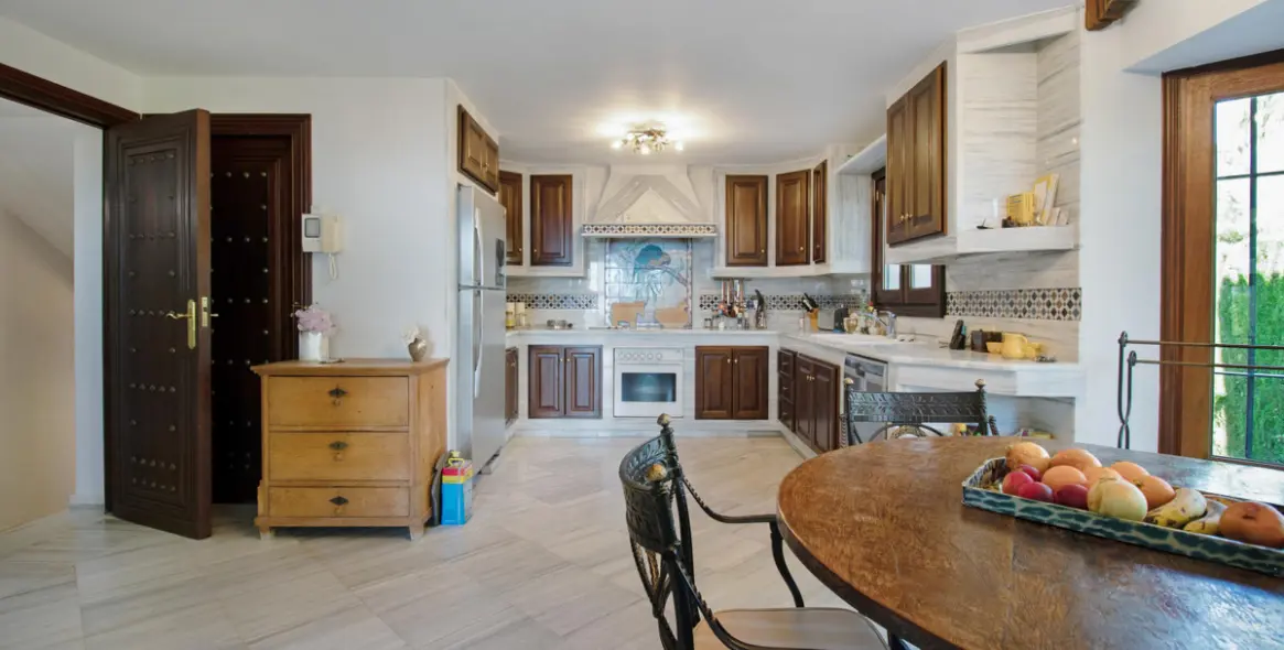 Долгосрочная аренда  отдельно стоящей виллы в Sierra Blanca 5