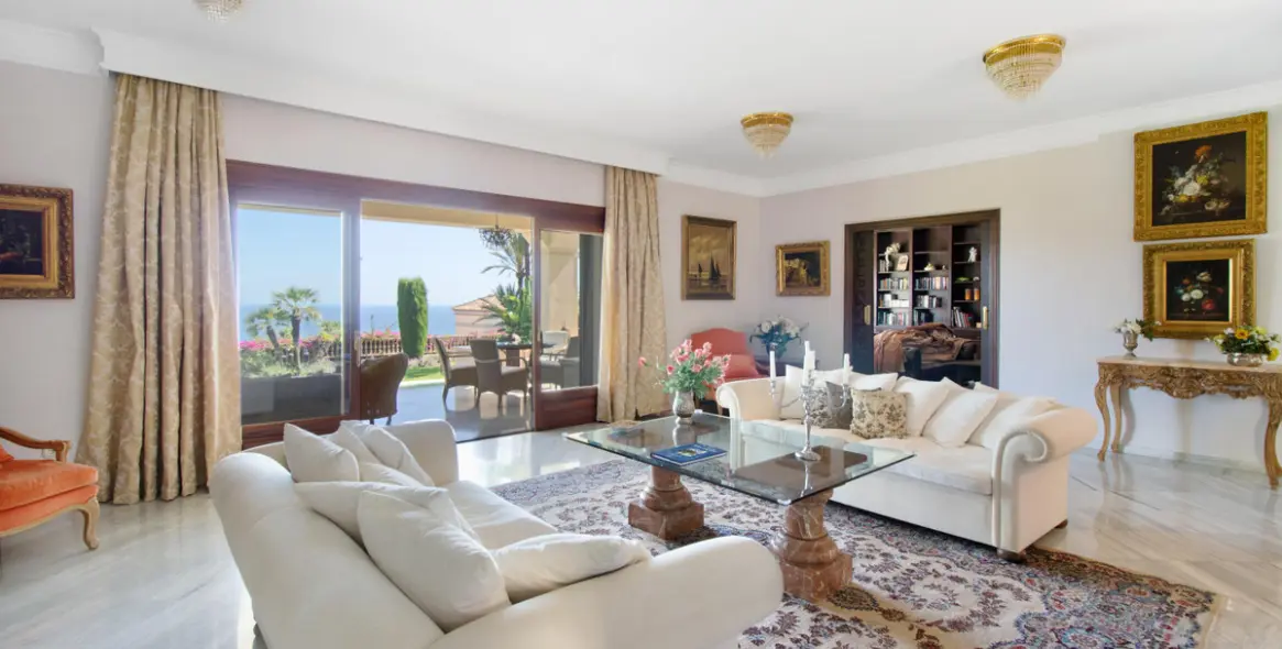 Долгосрочная аренда  отдельно стоящей виллы в Sierra Blanca 7