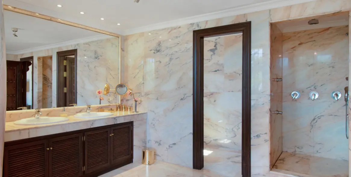 Долгосрочная аренда  отдельно стоящей виллы в Sierra Blanca 23