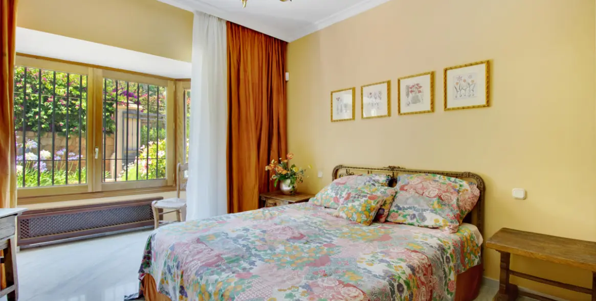 Долгосрочная аренда  отдельно стоящей виллы в Sierra Blanca 32