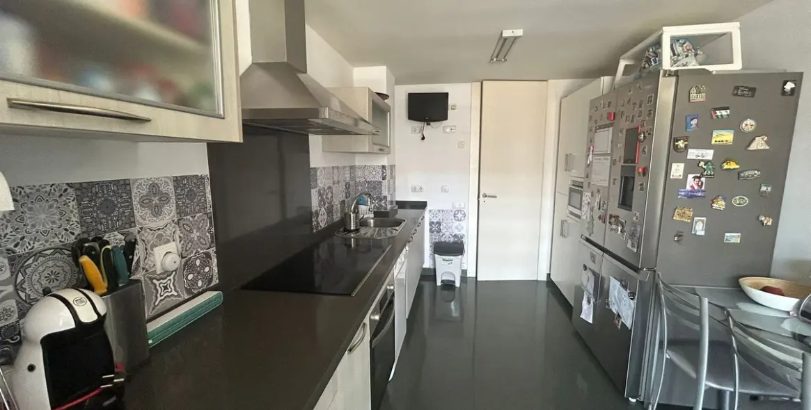 Sale of middle floor apartment in Punta Chullera 12