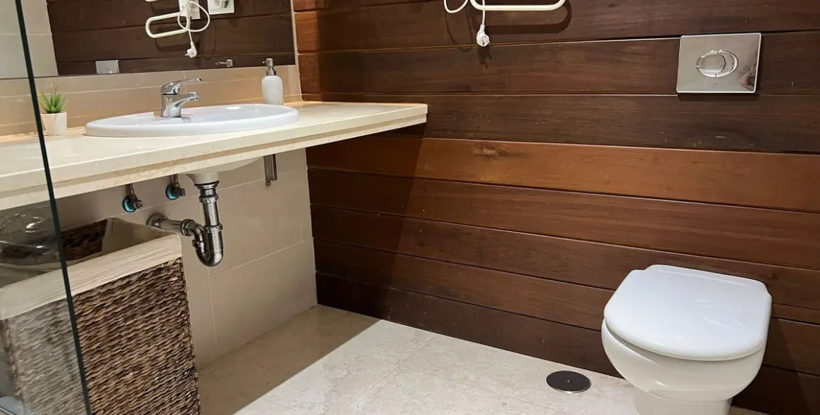 Sale of middle floor apartment in Punta Chullera 18