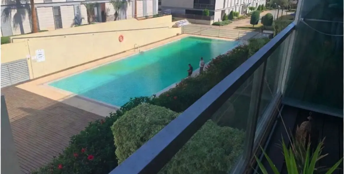 Sale of middle floor apartment in Punta Chullera 30