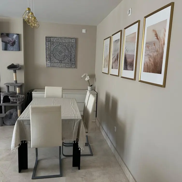 Venta de apartamento en planta media en Punta Chullera