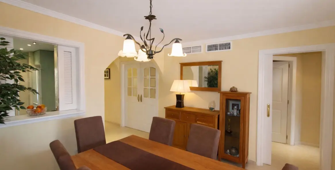 Продажа апартаментов на среднем этаже в Elviria 5