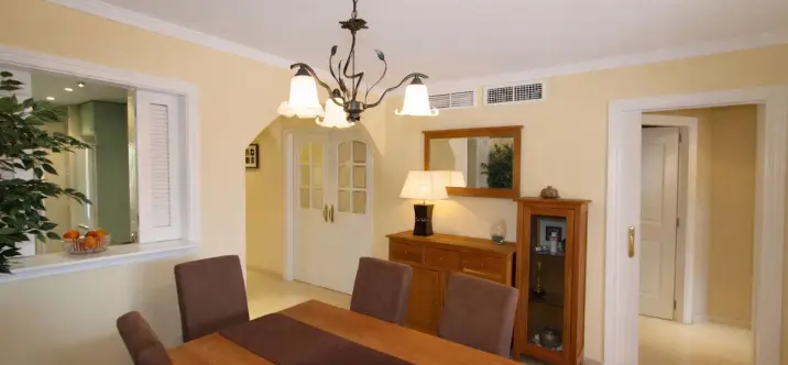 Продажа апартаментов на среднем этаже в Elviria 4