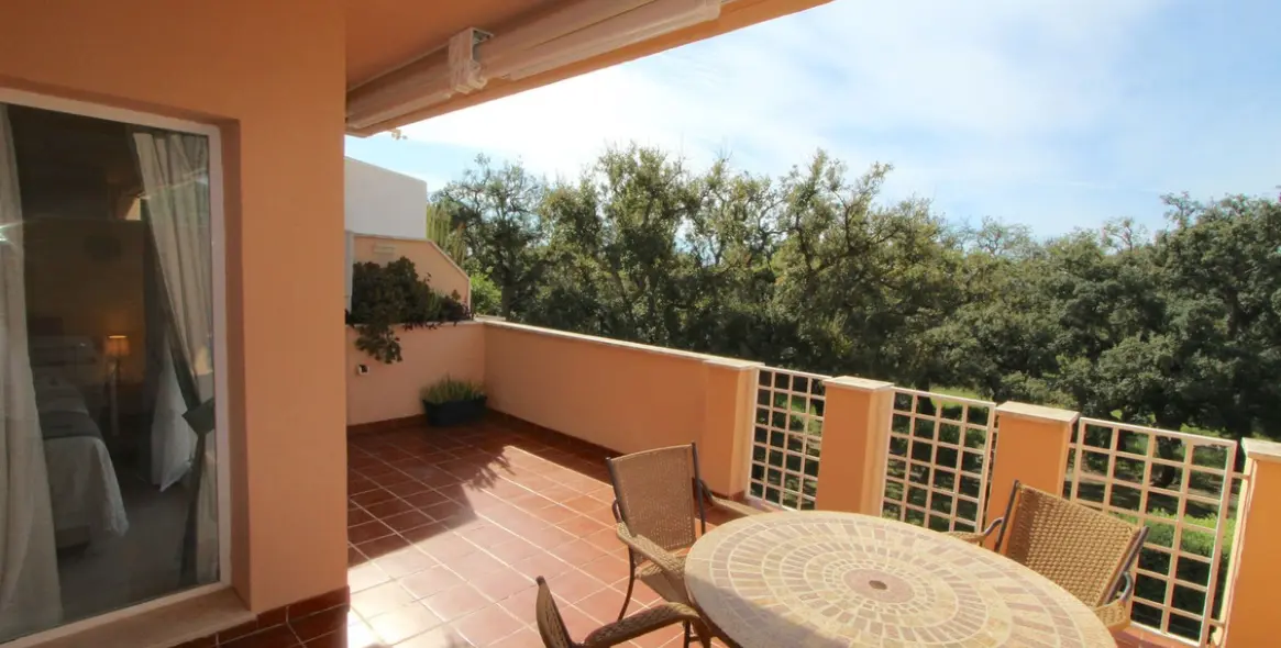 Продажа апартаментов на среднем этаже в Elviria 15