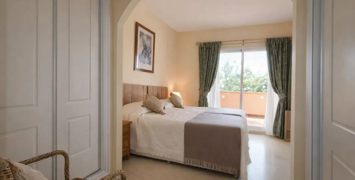 Продажа апартаментов на среднем этаже в Elviria 20