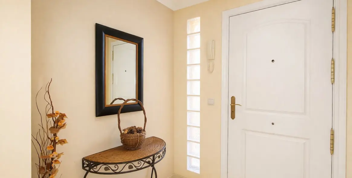 Продажа апартаментов на среднем этаже в Elviria 30