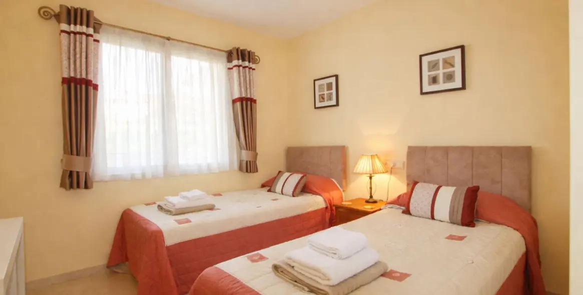 Продажа апартаментов на среднем этаже в Elviria 32