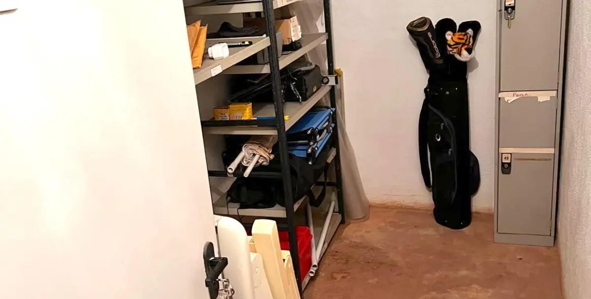 Продажа апартаментов на среднем этаже в Elviria 40