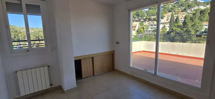 Venta de ático en El Palo 2