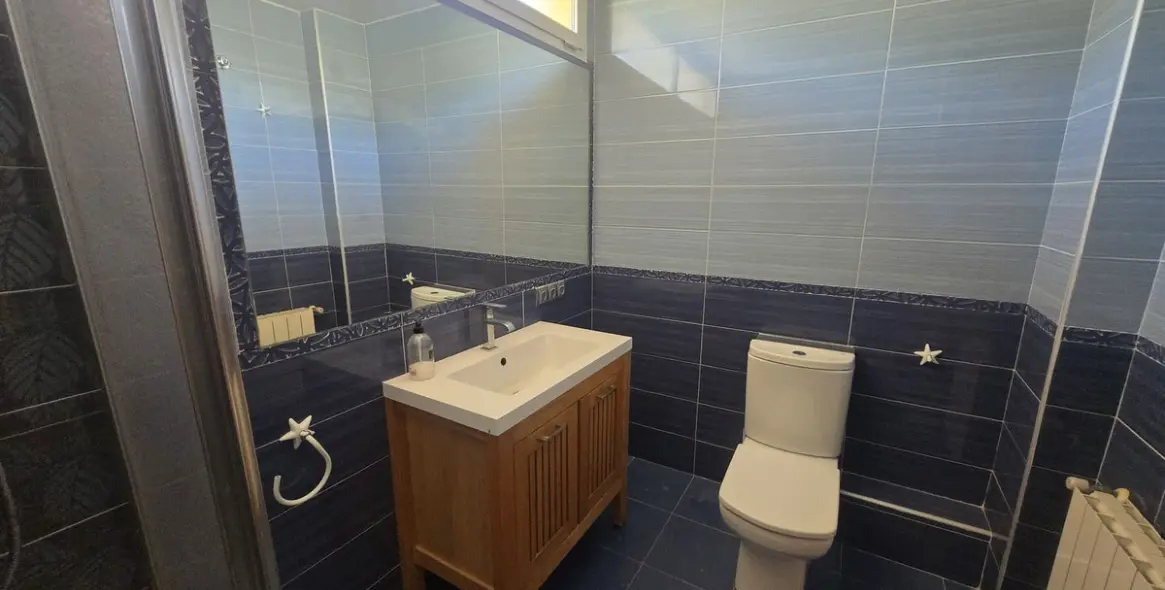 Venta de ático en El Palo 16