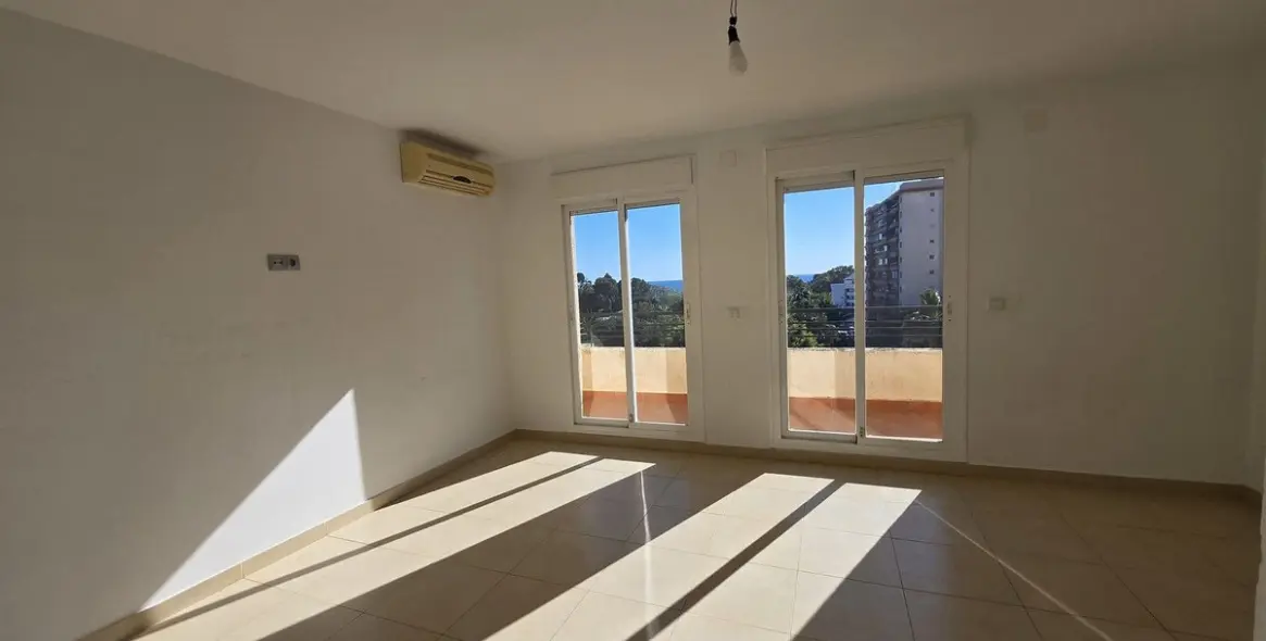 Venta de ático en El Palo 21