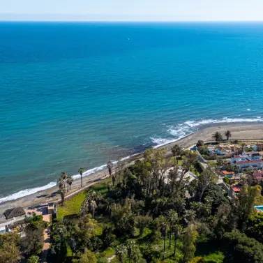 Venta de apartamento en planta baja en Puerto Banús