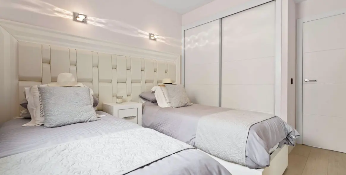 Venta de casa pareada en La Cala de Mijas 24