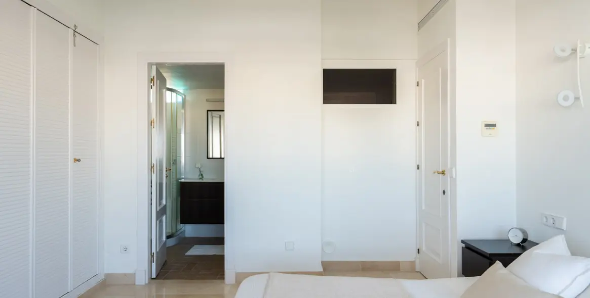 Venta de ático dúplex en Benalmadena 19