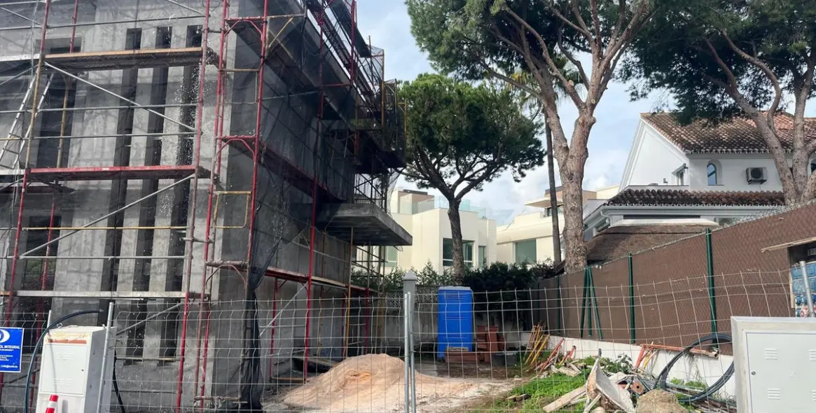 Venta de villa independiente en El Rosario 5