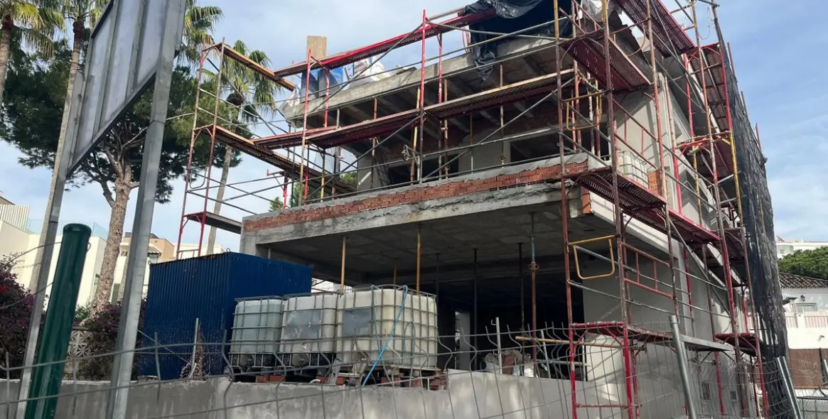 Venta de villa independiente en El Rosario 6