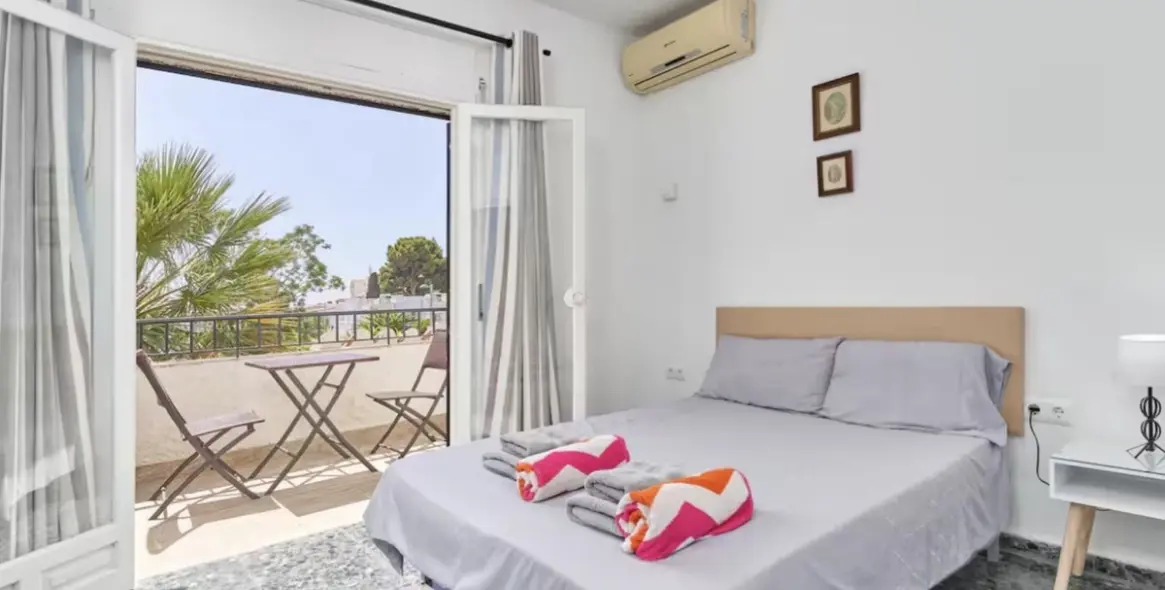 Долгосрочная аренда  отдельно стоящей виллы в Nerja 2