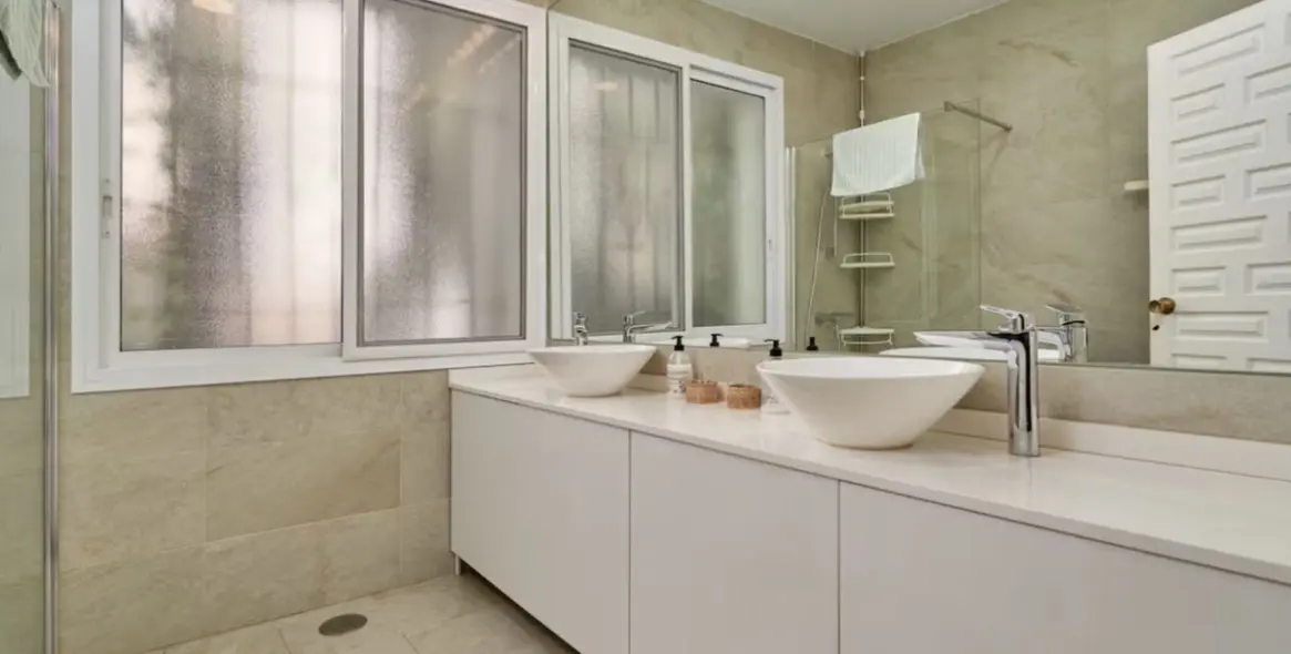 Долгосрочная аренда  отдельно стоящей виллы в Nerja 4