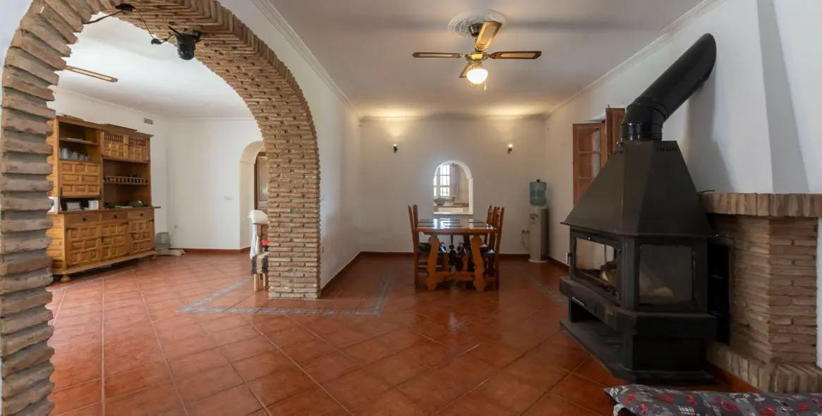 Sale of finca - cortijo in Coín 11