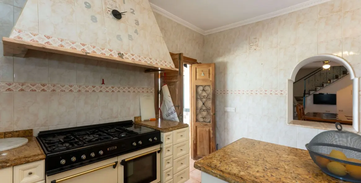 Sale of finca - cortijo in Coín 15