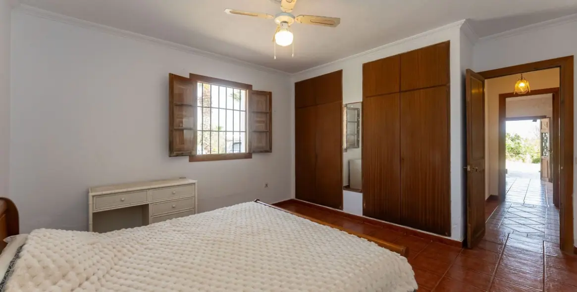 Sale of finca - cortijo in Coín 17