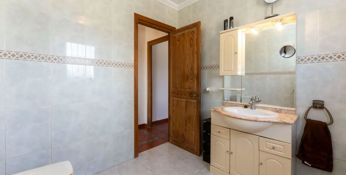 Sale of finca - cortijo in Coín 20