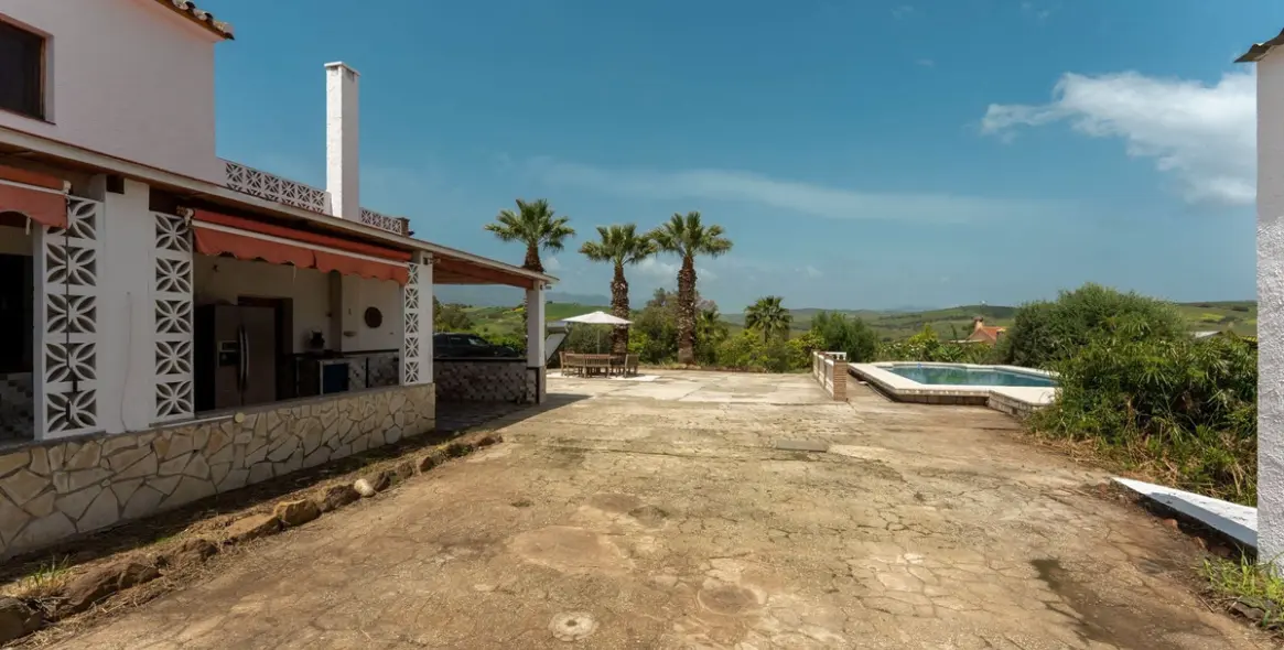 Sale of finca - cortijo in Coín 41