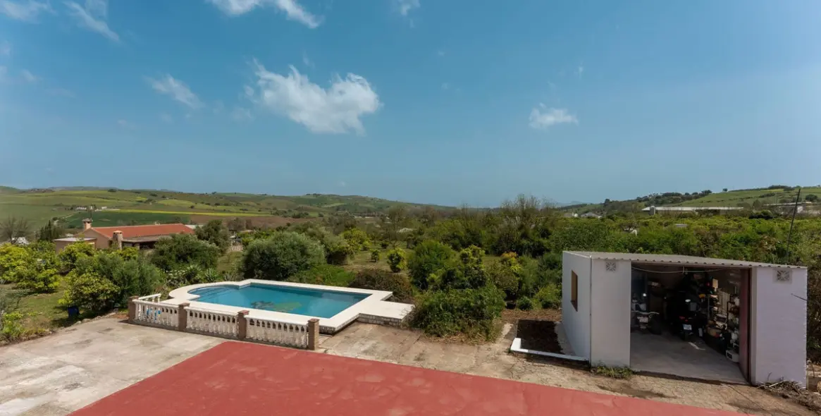 Sale of finca - cortijo in Coín 36