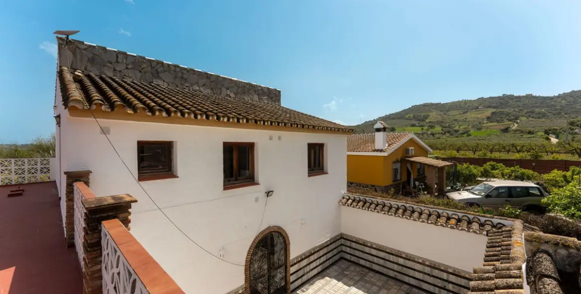 Sale of finca - cortijo in Coín 41