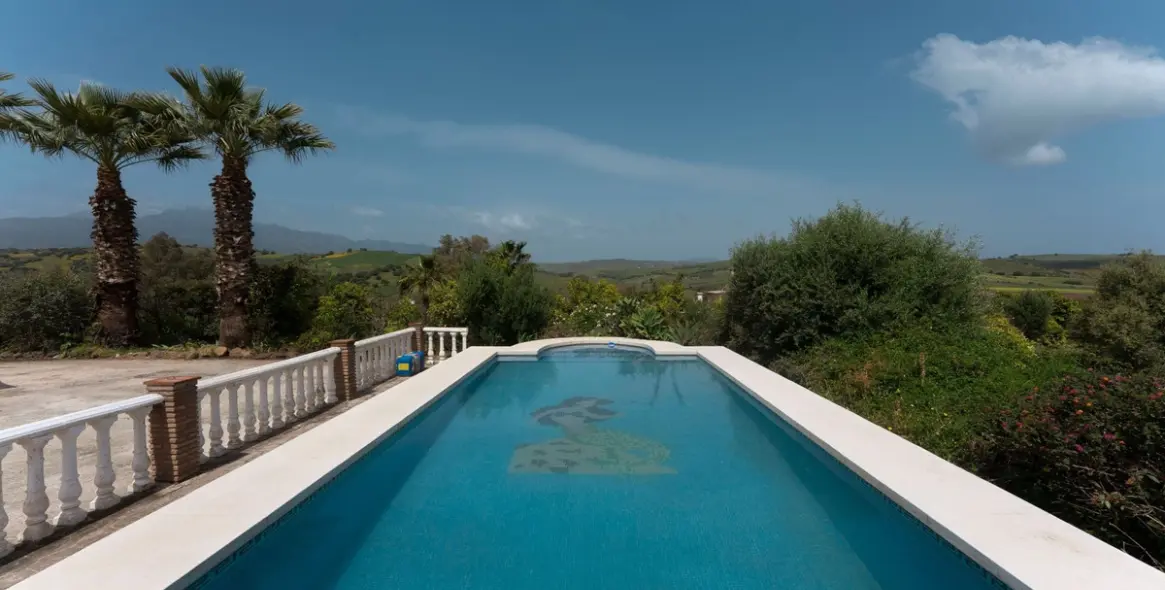 Sale of finca - cortijo in Coín 47