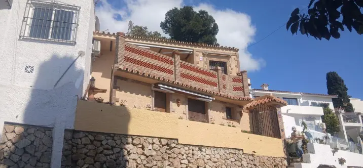 Sale of semi-detached house in Nueva Andalucía 1