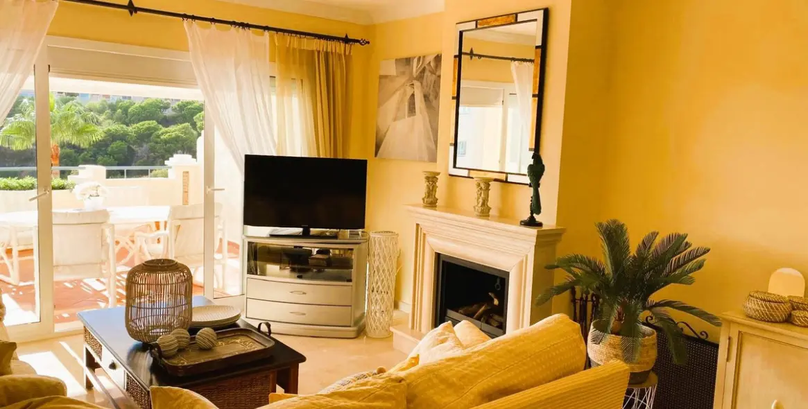 Продажа двухуровневого пентхауса в Elviria 4