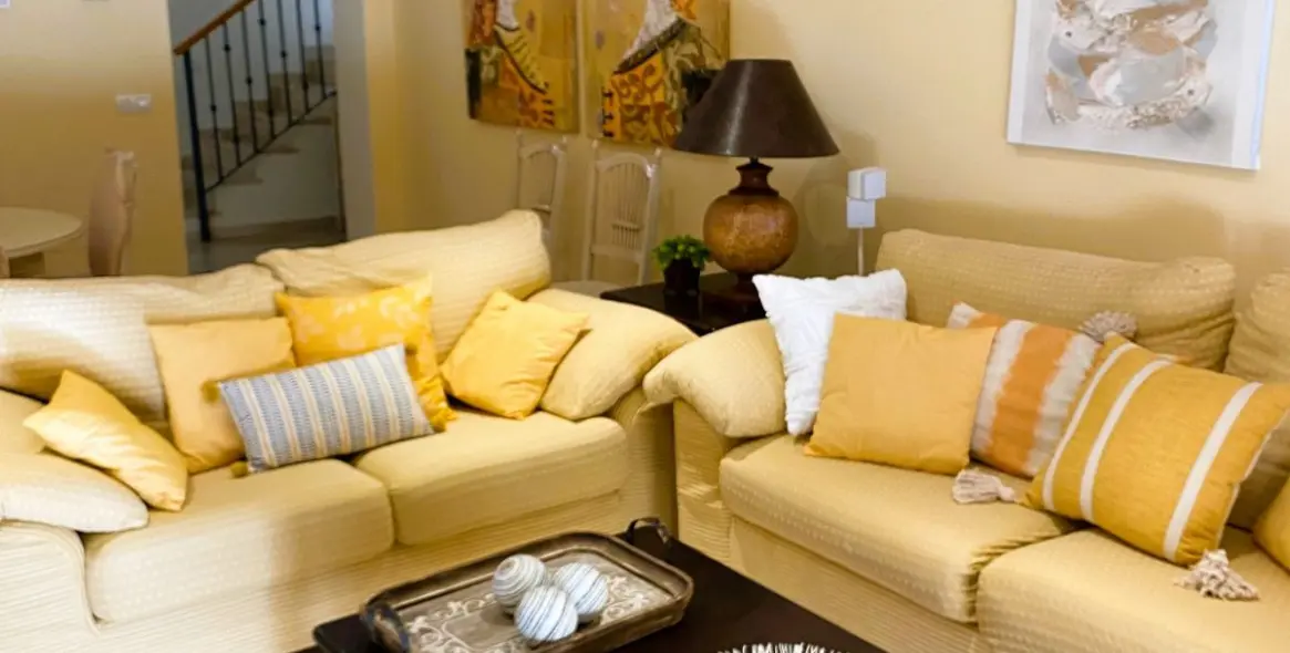 Продажа двухуровневого пентхауса в Elviria 5