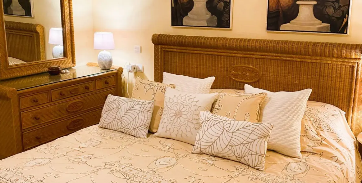 Продажа двухуровневого пентхауса в Elviria 20