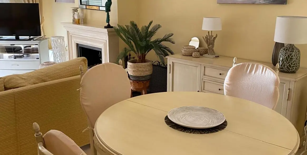 Продажа двухуровневого пентхауса в Elviria 34