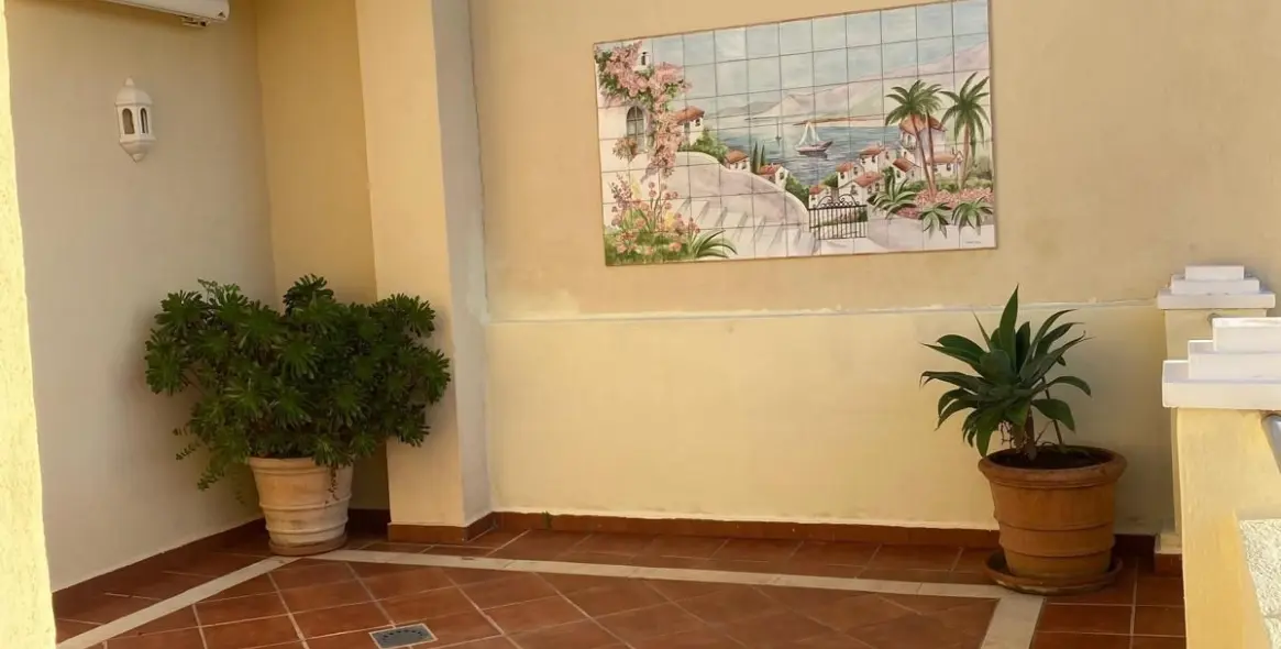 Продажа двухуровневого пентхауса в Elviria 41