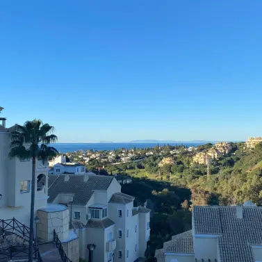 Sale of penthouse duplex in Elviria