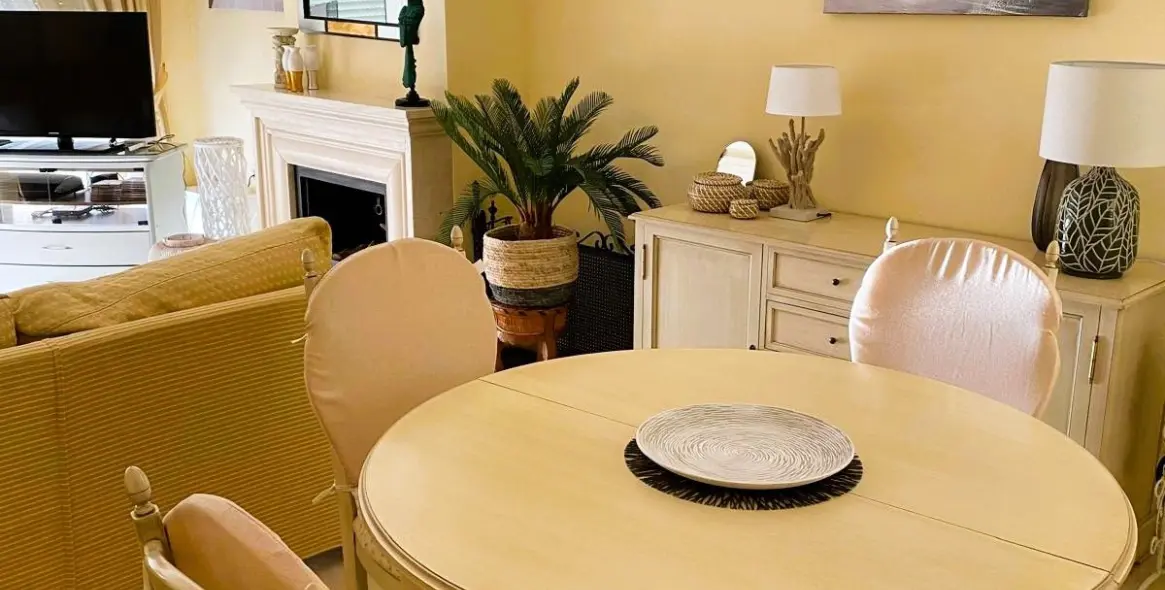 Venta de ático dúplex en Elviria 21