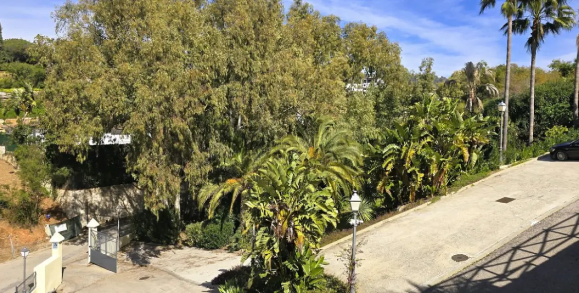 Venta de ático dúplex en Elviria 40