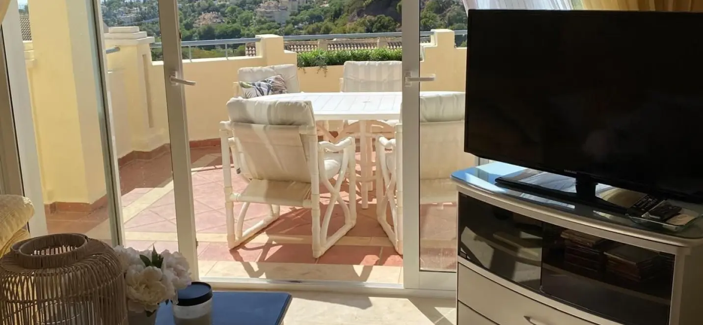 Продажа двухуровневого пентхауса в Elviria 2