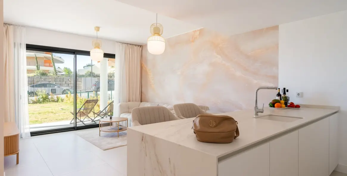 Продажа апартаментов на первом этаже в Fuengirola 1